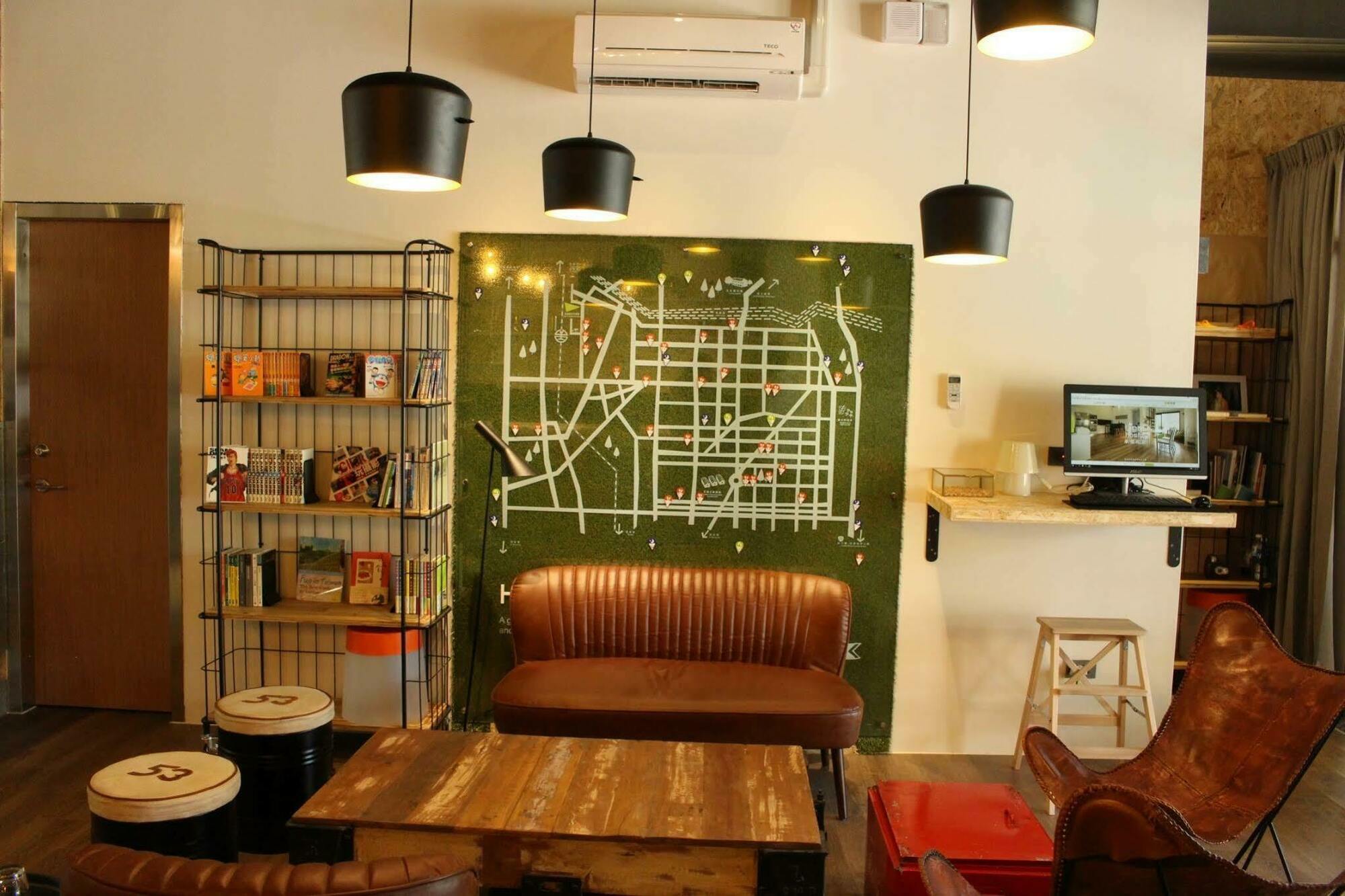 Light Hostel Hualien Exterior photo